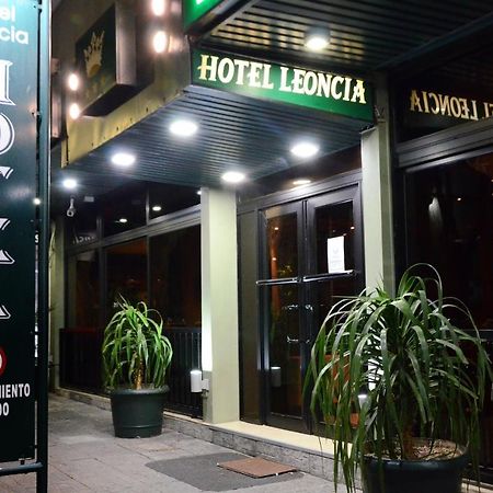 Hotel Leoncia Colonia del Sacramento Buitenkant foto