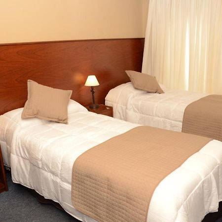 Hotel Leoncia Colonia del Sacramento Buitenkant foto